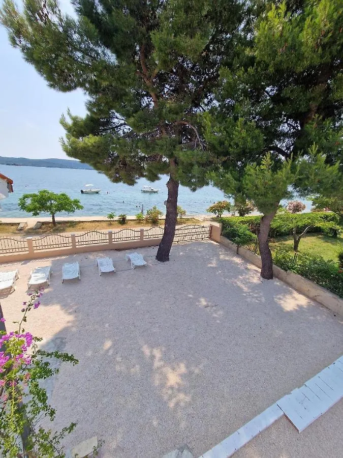 5 Meters From The Sea With Private Beach - 70M2 Colibri Sunset Apartments Sveti Petar