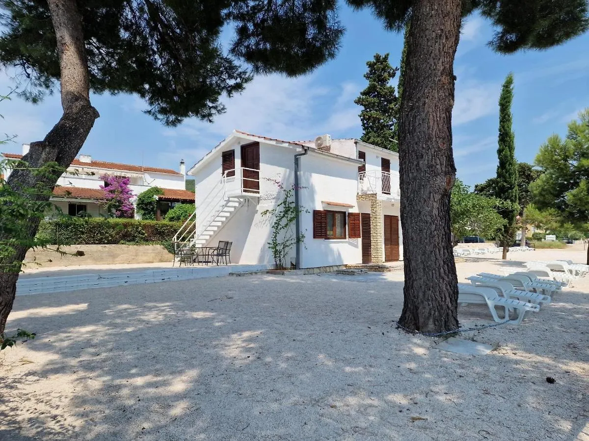 5 Meters From The Sea With Private Beach - 70M2 Colibri Sunset Apartments Sveti Petar