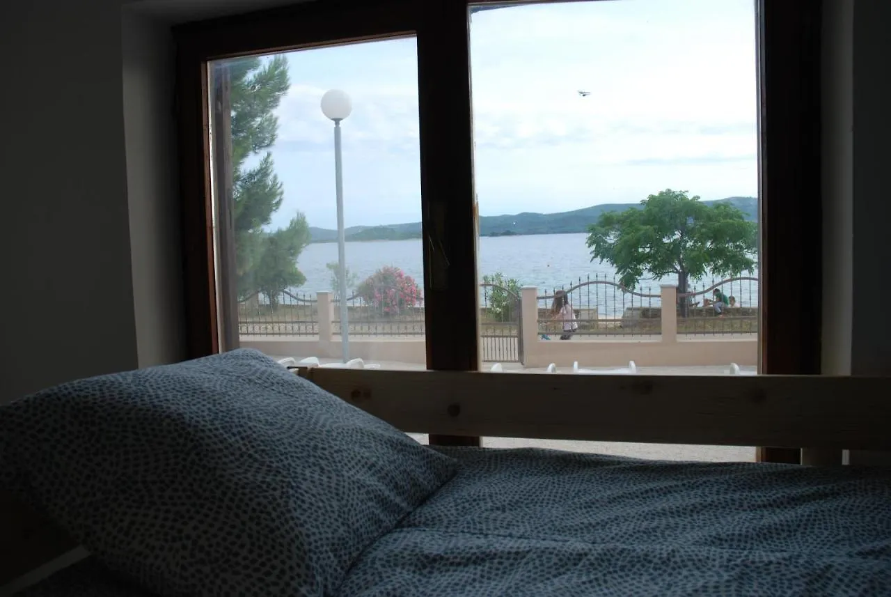 5 Meters From The Sea With Private Beach - 70M2 Colibri Sunset Apartments Sveti Petar